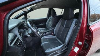 Nissan Leaf 40kWh Tekna ProPilot Park 110 kW (150 CV)