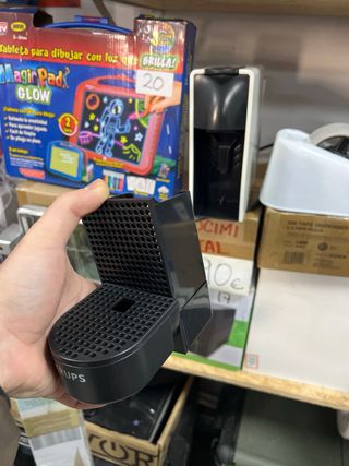 Cafetera Krups Nespresso Essenza Blanca