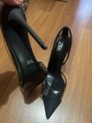 Zapato tacón Zara transparente negro