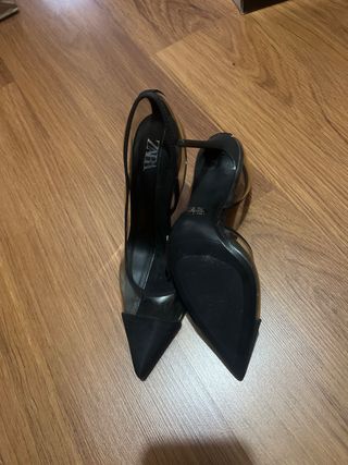 Zapato tacón Zara transparente negro