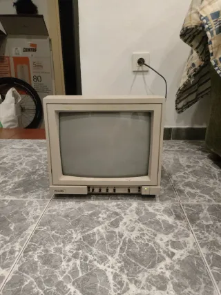 Monitor Philips equivalente a comodore 1084S