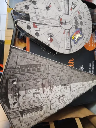 Hot Wheels Star Wars Tie Fighter e Millennium Falc