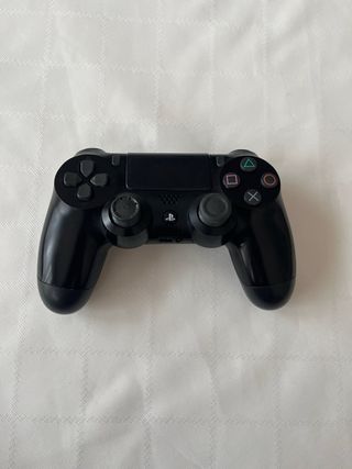 PS4 500GB Negra + 2 Mandos