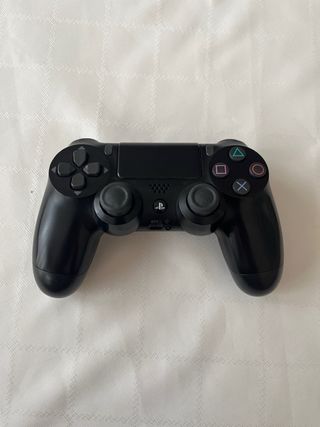 PS4 500GB Negra + 2 Mandos