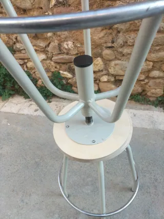 Taburetes vintage metal y madera