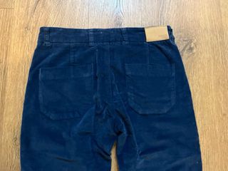 Pantalón Hoss Intropia azul acampanado