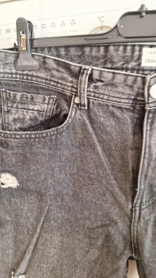 Jeans uomo grigi strappati taglia 48