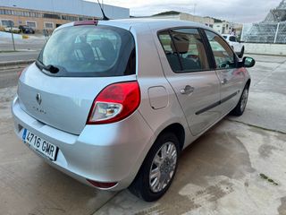 RENAULT CLIO 1.5 dCi 80cv – ¡SOLO 187.000 KM !