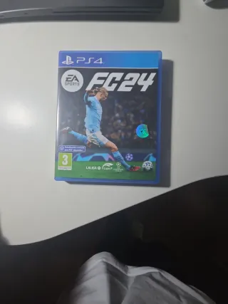 Minecraft PS4, GTA TRILOGY PS4 Y  FC 24 PS4