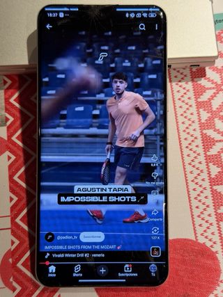 Xiaomi 14 Ultra (pantalla tocada)