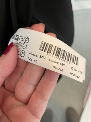 Falda midi negra Massimo Dutti