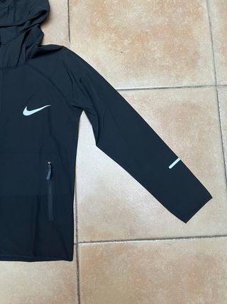 Sudadera Nike Runner Negra