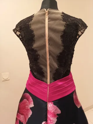 Vestido largo invitada boda negro falda azul y ros