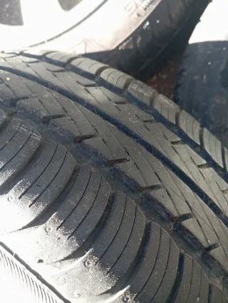 Llantas y neumáticos 16"