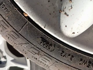 Llantas y neumáticos 16"