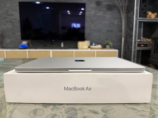 MacBook Air M3 512GB 16GB RAM NUEVO