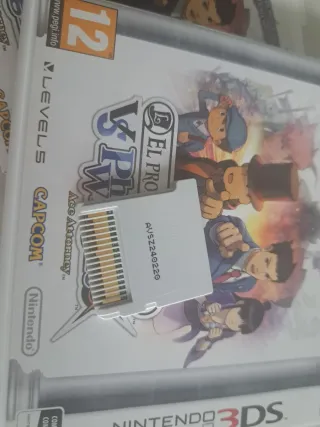 El Profesor Layton vs Phoenix Wright, versión ES