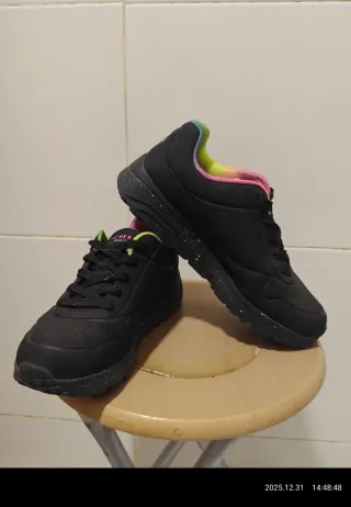 Skechers Mujer Negro Multicolor