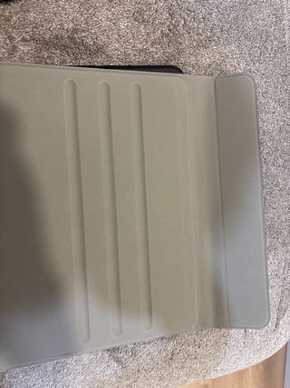 Custodia nera per iPad Air