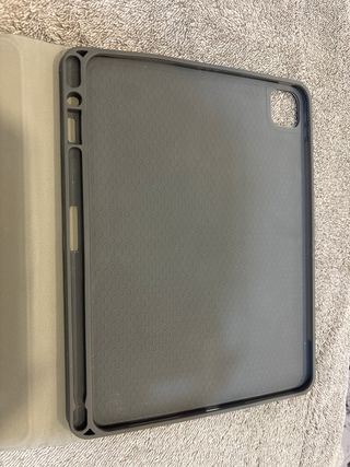 Custodia nera per iPad Air