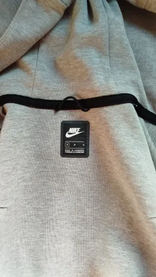 Chaqueta Nike Gris Cremallera