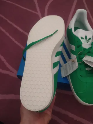 Zapatillas Adidas Gazelle Verde y Blanco