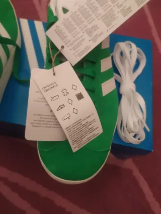 Zapatillas Adidas Gazelle Verde y Blanco