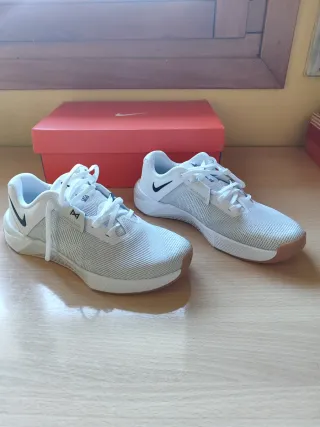 Zapatillas Nike Metcon 10 Blancas Nuevas.