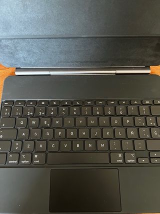 Apple Magic Keyboard per iPad Air 13 M2/M3