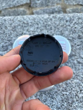 Tapabujes Seat 56mm gris plata nuevos