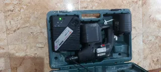 Taladro percutor Wurth 24V con maletín