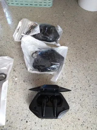 Auriculares Inalámbricos Bluetooth Negros