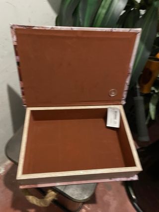 Coppia di gioielli decorativi