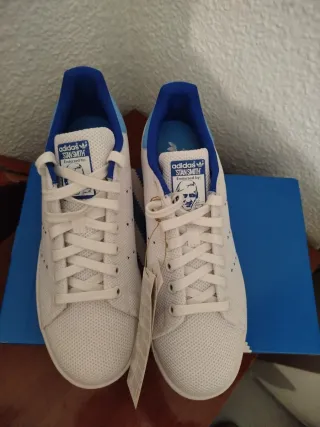 Zapatillas Adidas Stan Smith Blancas y Azules