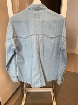 Camisa vaquera Stradivarius