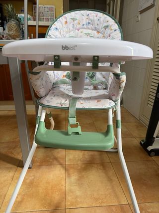 Trona de bebé con estampado selva