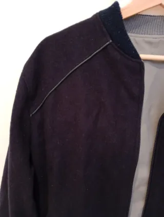 Cazadora reversible azul marino y gris