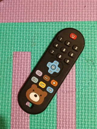 Mando de silicona con diseño de oso