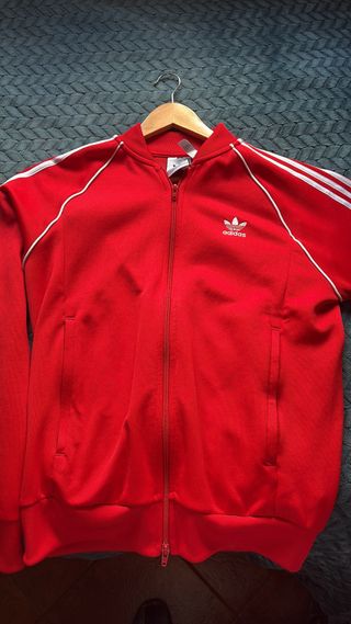 Chaqueta Adidas Roja con Rayas Blancas