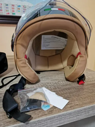 Casco Crivit Jet Talla L(59-60cm) Nuevo a estrenar