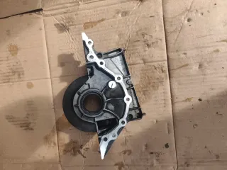 Tapa cigüeñal porta retén K9K 1.5 dCi