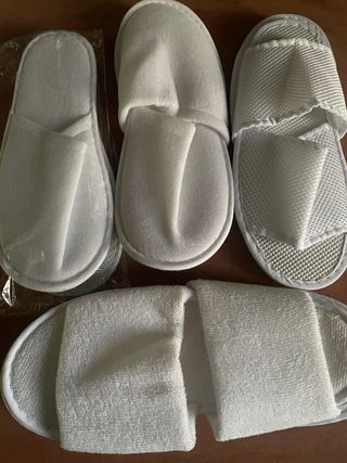 4 paia ciabatte bianche