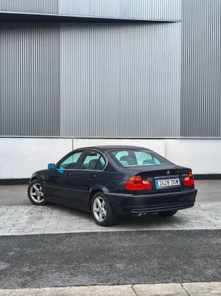 BMW E46 328i