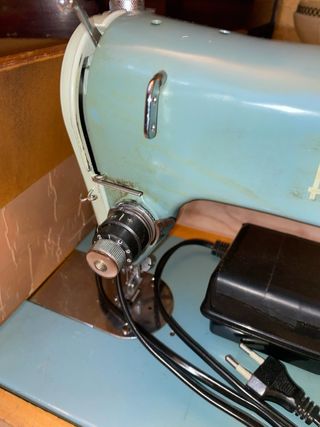 Máquina coser Alfa Royale