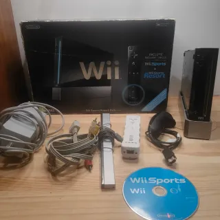 Nintendo Wii + Wii Sports Resort Pack