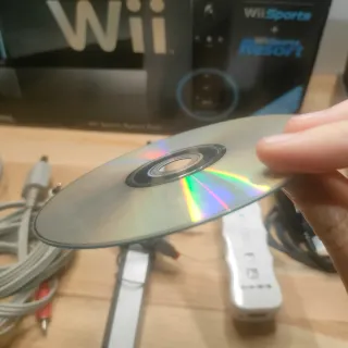 Nintendo Wii + Wii Sports Resort Pack