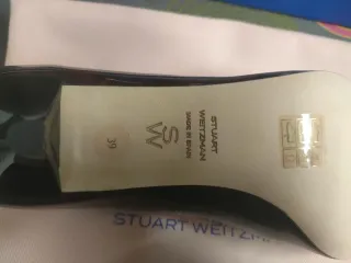 Zapatos Stuart Weitzman tacón leopardo