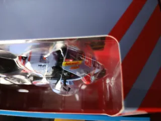 Lote 4 Maisto: 1 Coche 1:24 y 3 Motos 1:18