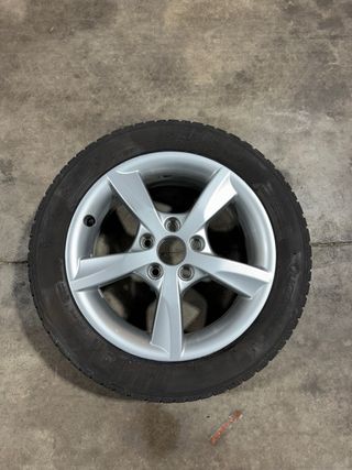 Llantas Audi con Neumáticos.