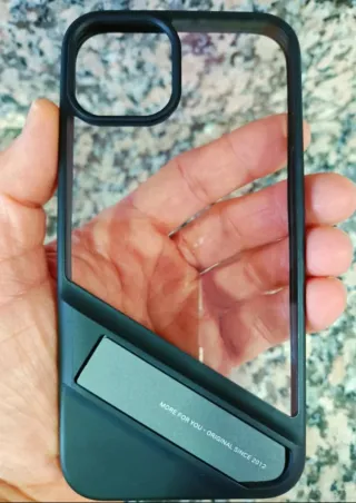 Funda Nueva UGREEN iPhone 13 con Soporte